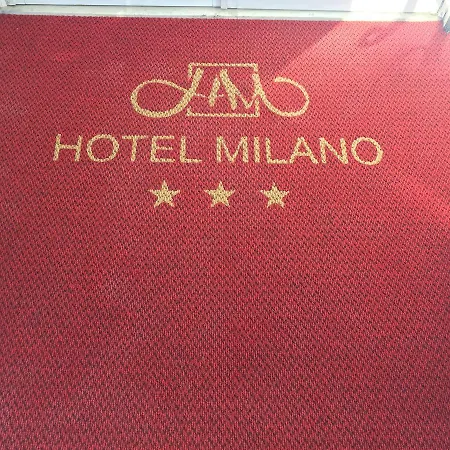 Milano ホテル 3*